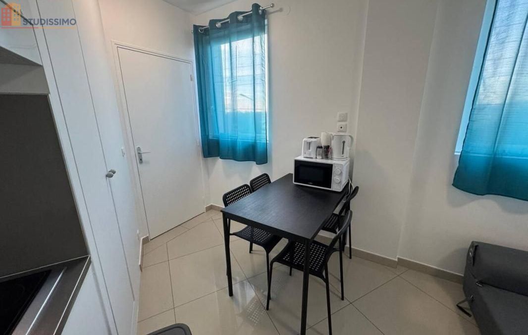 Studio 20m² Montfermeil - - Photo 13