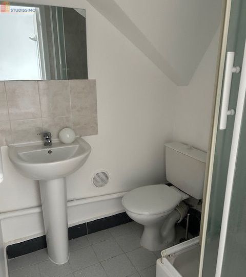 Studio 16m² Villepinte - Meublé, DPE F - Photo 2
