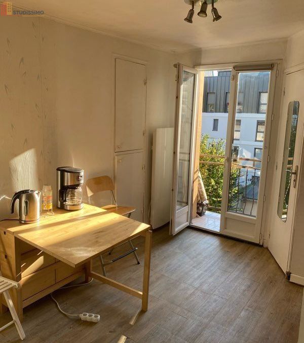 Studio meublé 17m² Romainville - Calme, petit espace - Photo 5