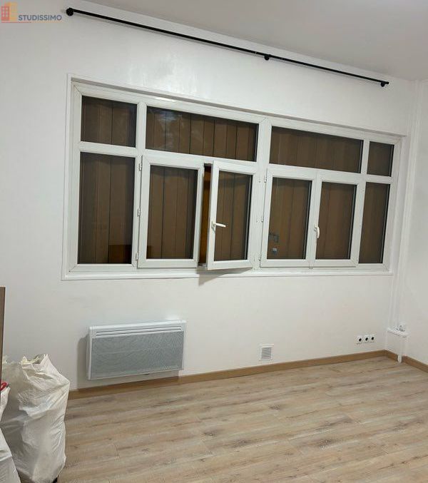 Studio meublé 25m² Le Bourget - Meublé, proche commodités - Photo 4