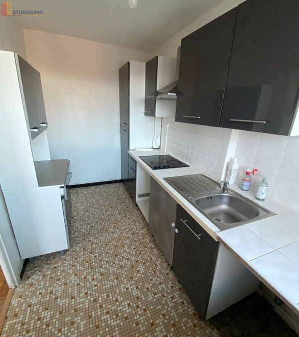 Studio 40m² Le Raincy - Balcon, vue dégagée - Photo 2