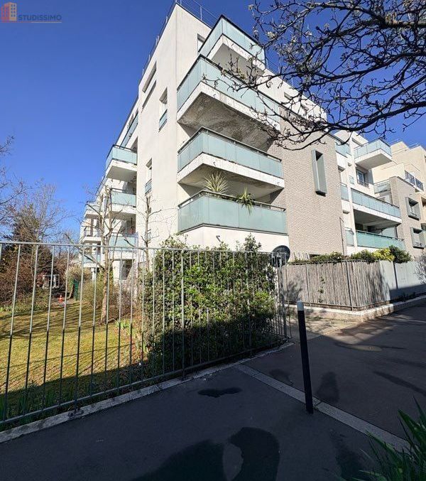 Studio 38m² Saint-Denis - Grand et lumineux - Photo 17