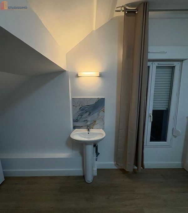 Studio meublé 9m² Le Bourget - Simple ou double, 1er étage - Photo 14
