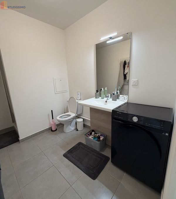 Studio 42m² Villepinte - Place de parking, lumineux - Photo 2