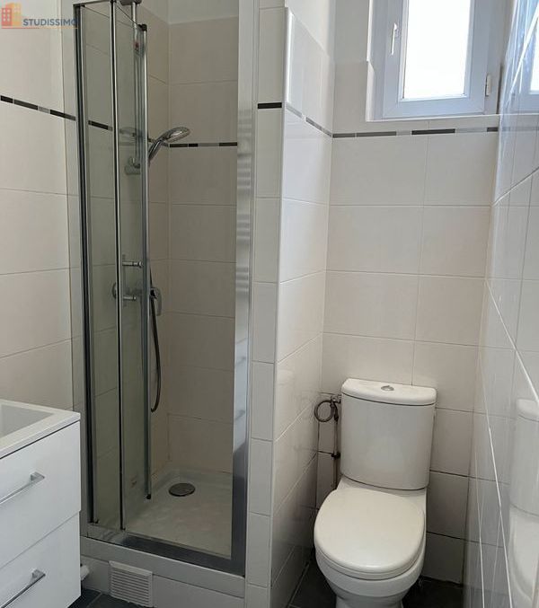Studio 26m² Aubervilliers - Meublé, 2e étage - Photo 1