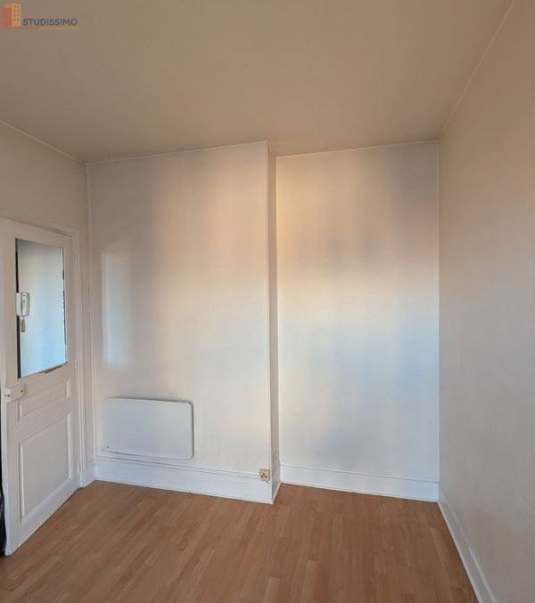 Studio 20m² La Courneuve 93120 - Dernier étage, balcon - Photo 2