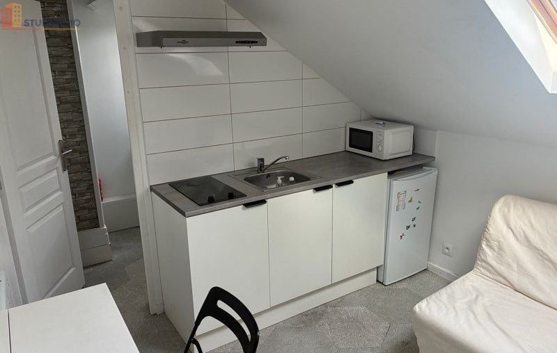 Studio meublé 13m² Saint-Maur-des-Fossés - Lumineux, 5e étage - Photo 2