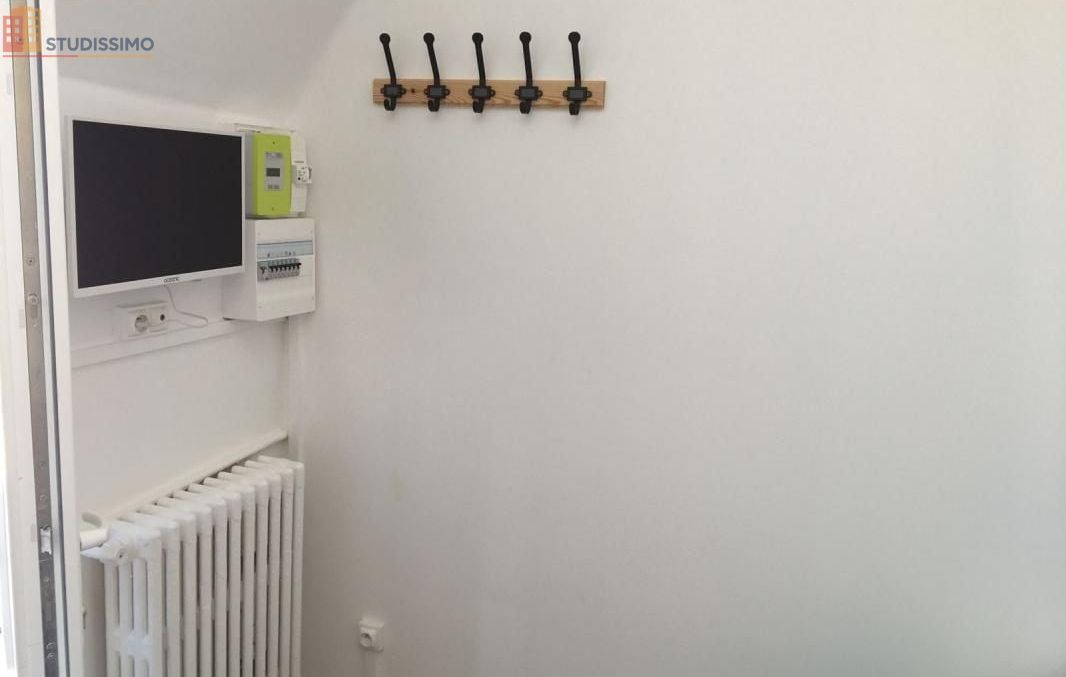 Studio 9m² Saint-Mandé - 8e étage, DPE C - Photo 12