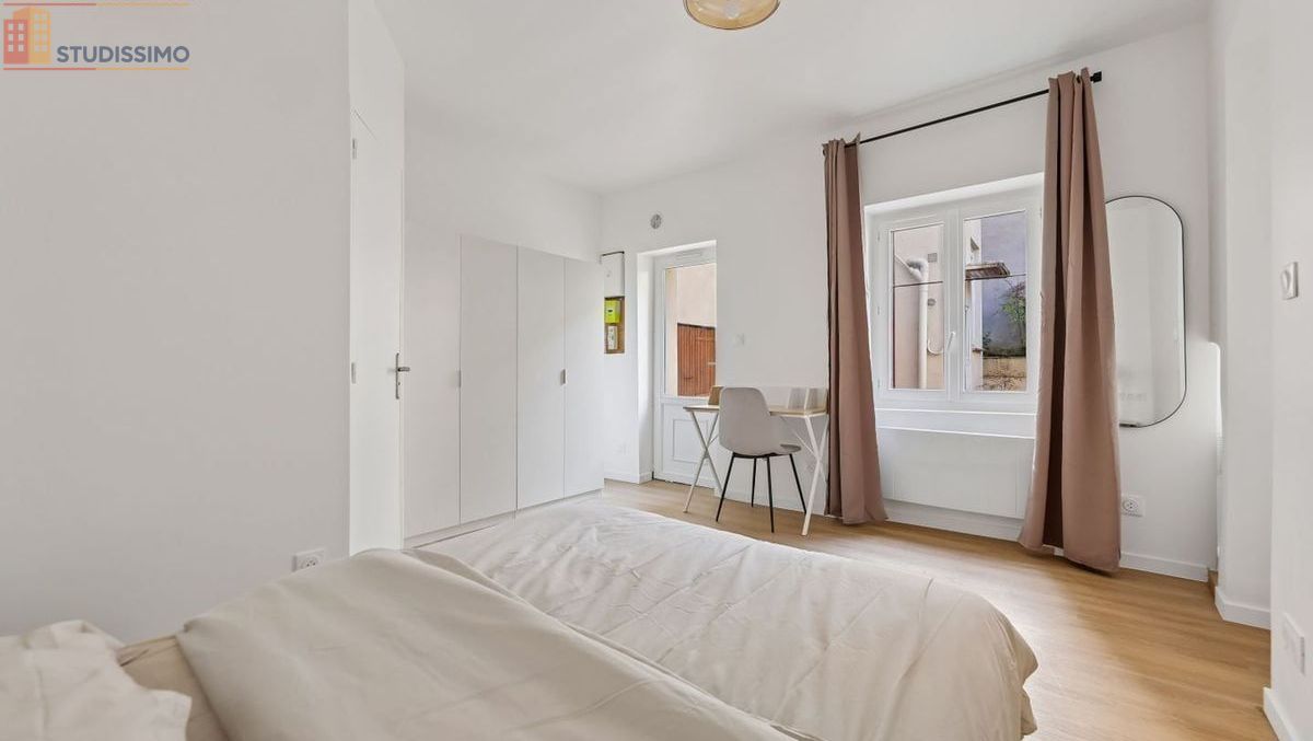 Studio meublé 29m² Ivry-sur-Seine - Meublé, DPE C - Photo 2