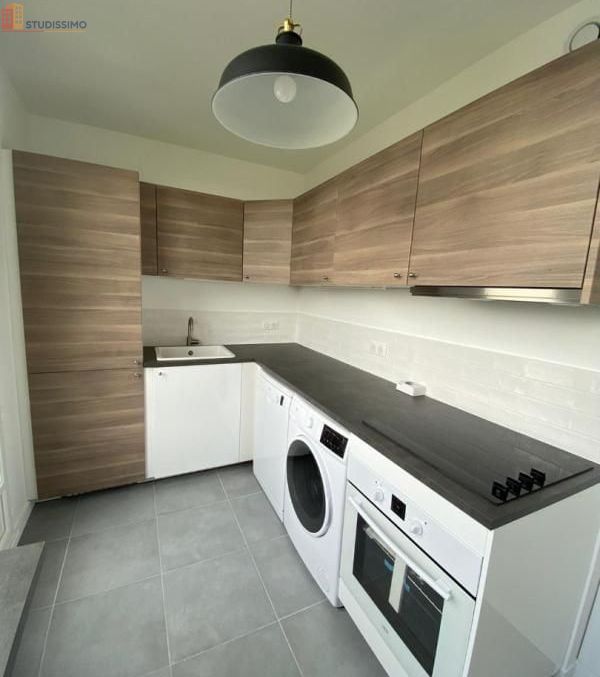 Studio meublé 10m² Le Plessis-Trévise - Meublé, DPE A - Photo 2