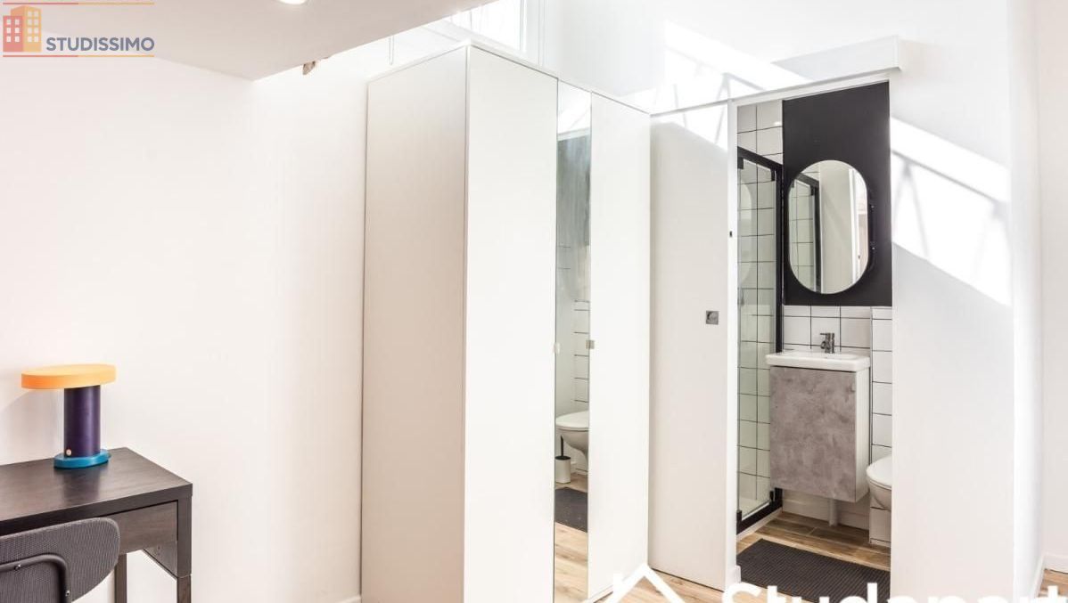 Studio 300m² Vitry-sur-Seine - Meublé - Photo 1