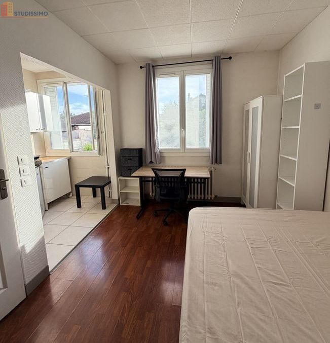 Studio meublé 16m² Vitry-sur-Seine - Meublé, 1er étage - Photo 4