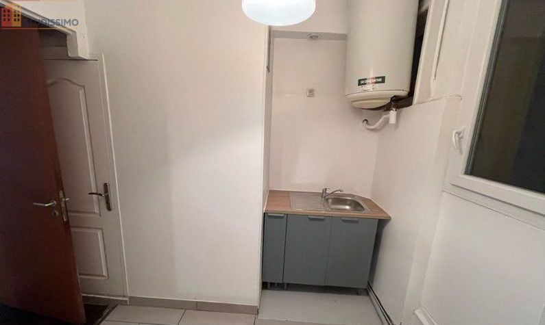 Studio 22m² Ivry-sur-Seine - 1ère étage, lumineux - Photo 11