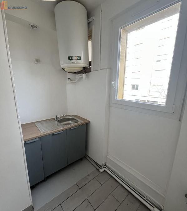 Studio 22m² Ivry-sur-Seine - 1ère étage, lumineux - Photo 2