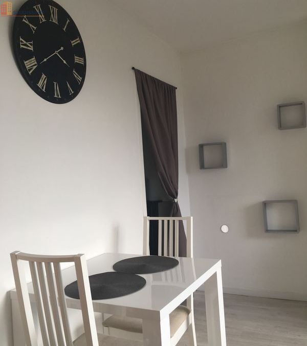 Studio meublé 24m² Créteil - Village, dernier étage - Photo 3