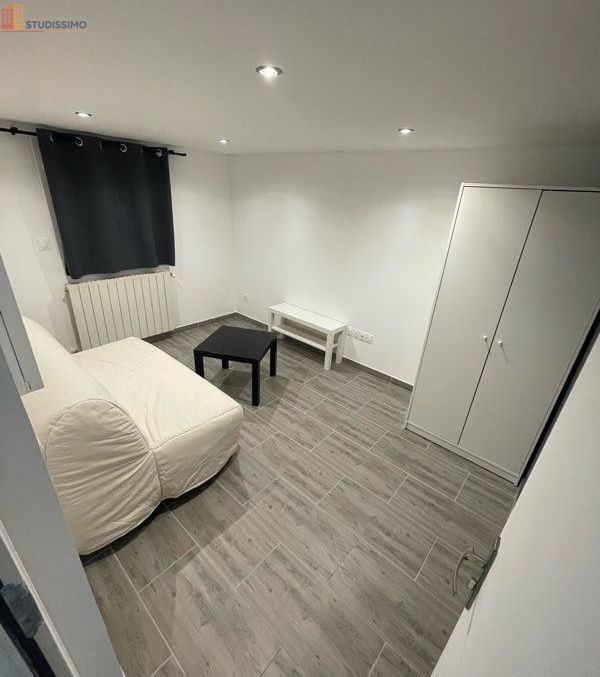 Studio à Villeneuve-le-Roi