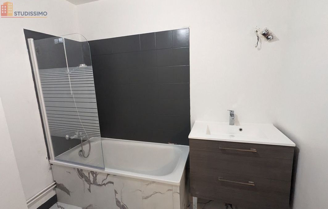 Studio 23m² Villejuif - Terrasse, parking sécurisé - Photo 0