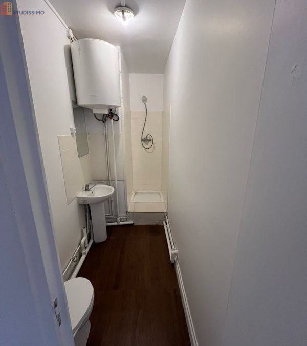 Studio meublé 20m² Ivry-sur-Seine - Meublé, 1er étage - Photo 2