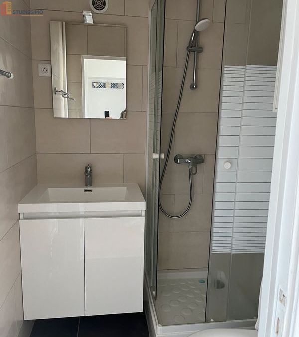 Studio meublé 19m² Champigny-sur-Marne - Meublé, 5e étage - Photo 1