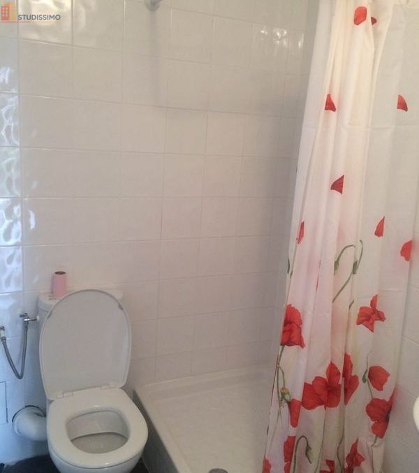 Studio 35m² Villejuif 94800 - Double vitrage PVC - Photo 1