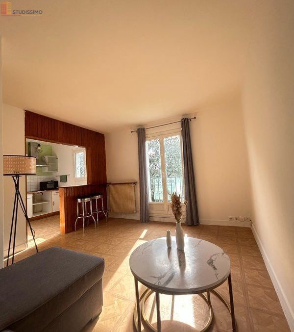 Studio meublé 27m² Saint-Brice-sous-Forêt - Meublé, DPE D - Photo 5
