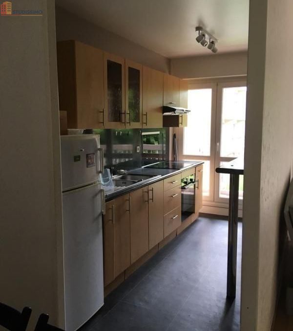 Studio meublé 11m² Cergy - Meublé, au 1er étage - Photo 3