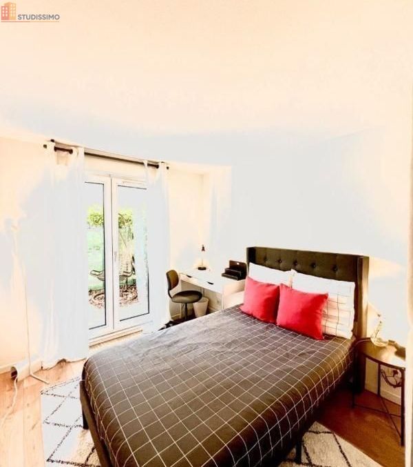 Studio meublé 9m² Cergy - Chambre compacte, meublé - Photo 6