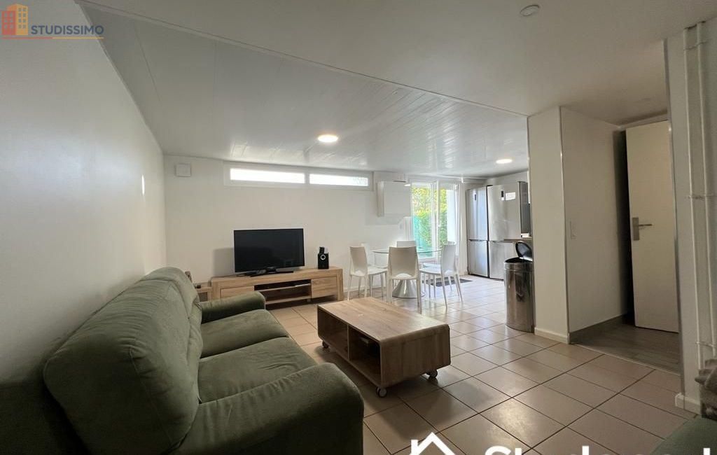 Studio à Cergy