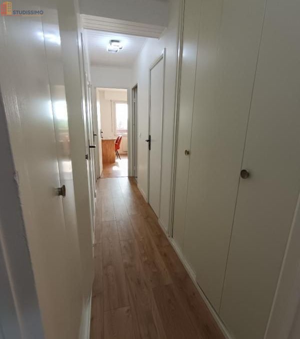 Studio meublé 9m² Cergy - Calme, étage élevé - Photo 1