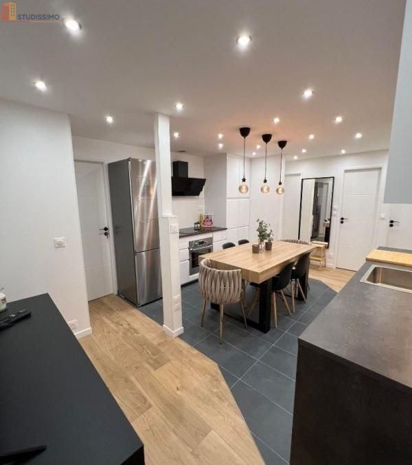 Studio meublé 10m² Cergy - Calme, proche commerces - Photo 13