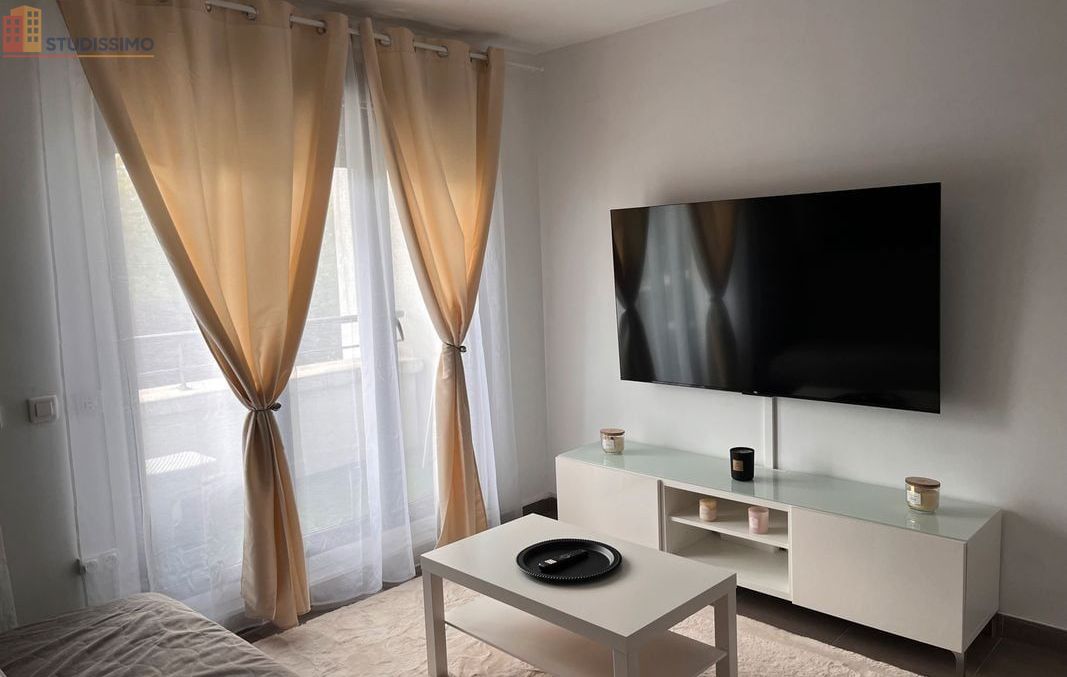 Studio meublé 31m² Argenteuil - Dernier étage, lumineux - Photo 1