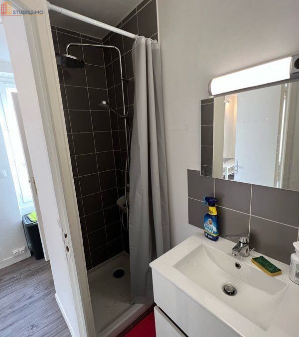 Studio meublé 20m² Beaumont-sur-Oise - Rénové, lumineux - Photo 2