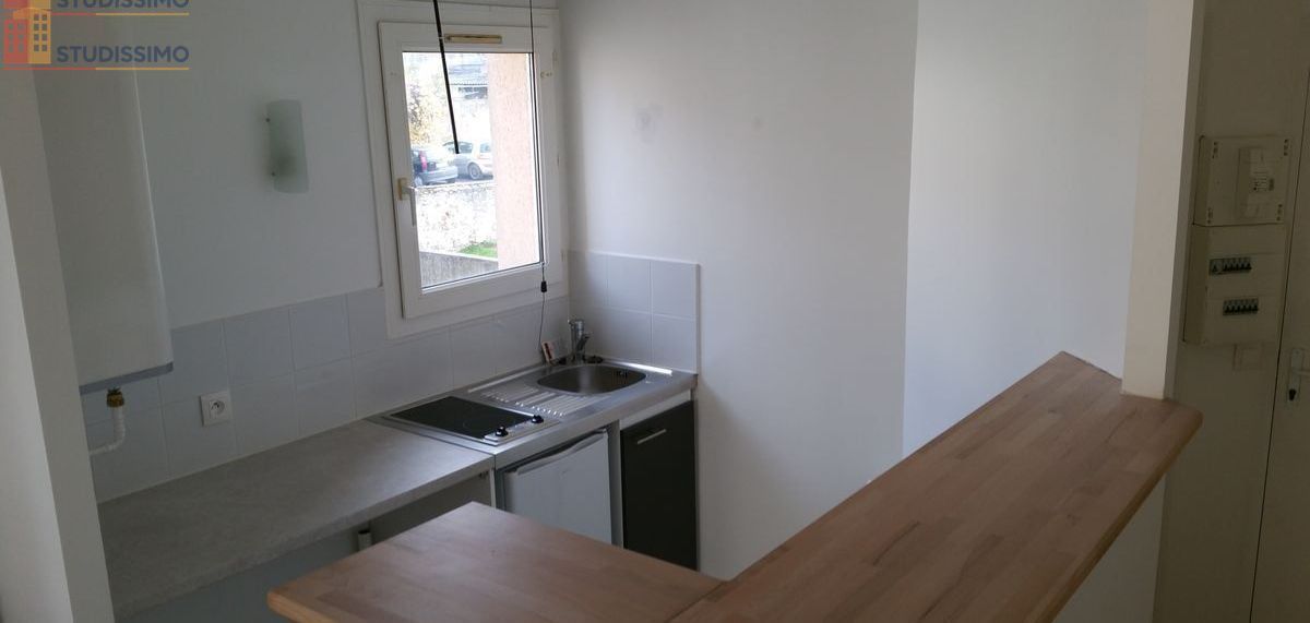 Studio meublé 29m² Marines 95640 - Meublé, DPE C - Photo 2