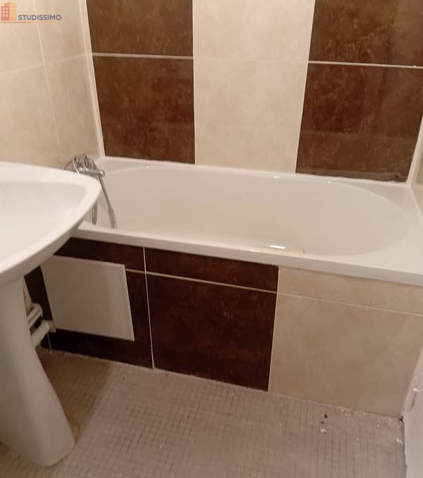 Studio 27m² Garges-lès-Gonesse - Dernier étage, lumineux - Photo 1