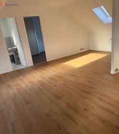 Studio 30m² Persan - 3e et dernier étage sous combles - Photo 1