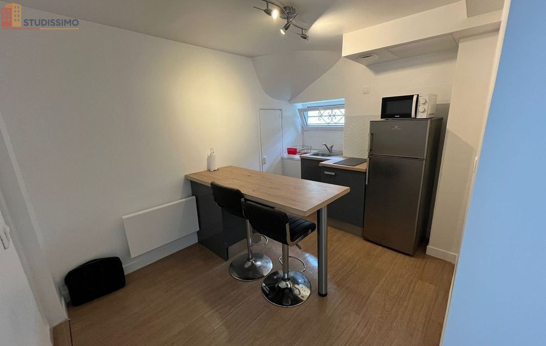 Studio meublé 27m² Pontoise - Calme, proche gare - Photo 3
