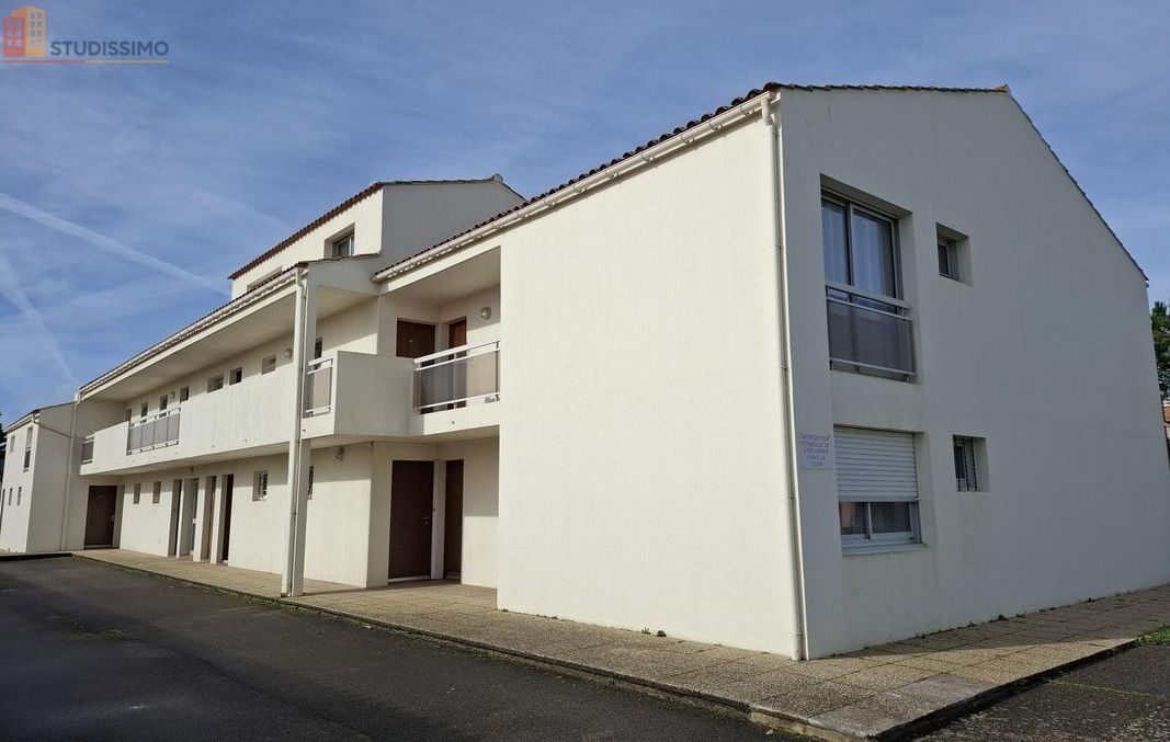 Studio 32m² Les Sables-d'Olonne - 1er étage, lumineux - Photo 2