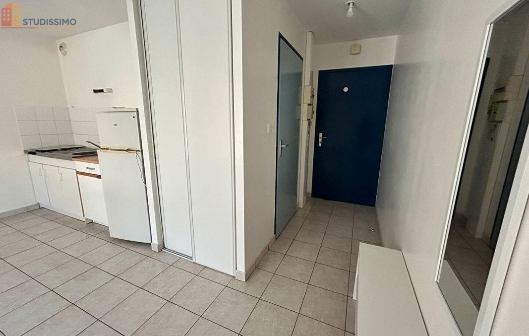 Studio 26m² La Roche-sur-Yon - DPE D, 1 pièce - Photo 5