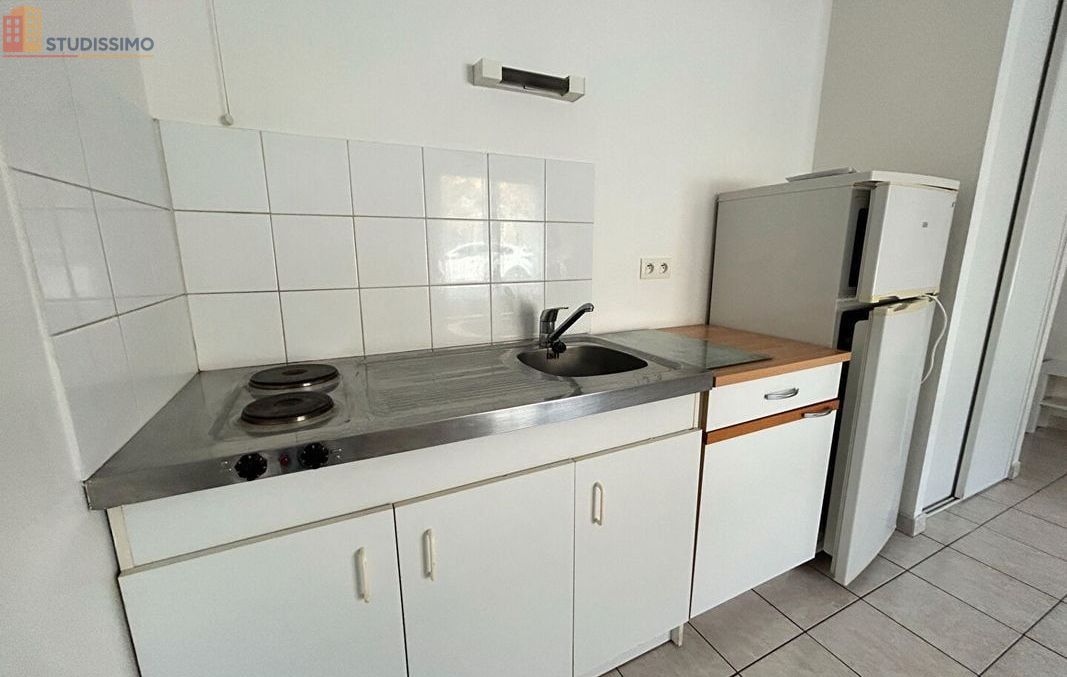 Studio 26m² La Roche-sur-Yon - DPE D, 1 pièce - Photo 4