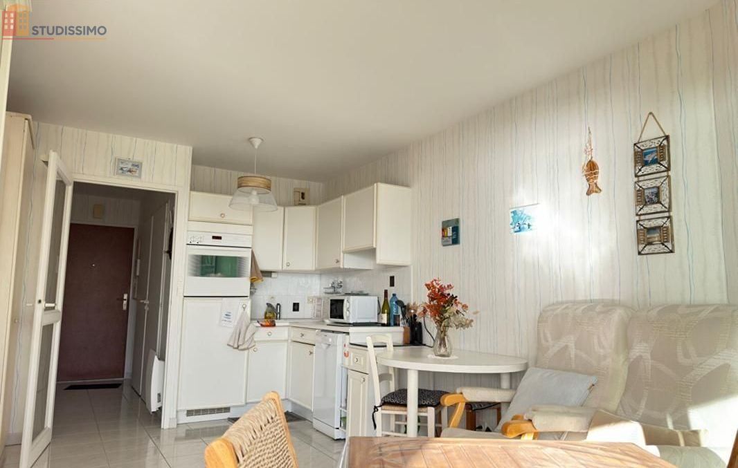 Studio 24m² Les Sables-d'Olonne - Étage élevé, DPE C - Photo 2