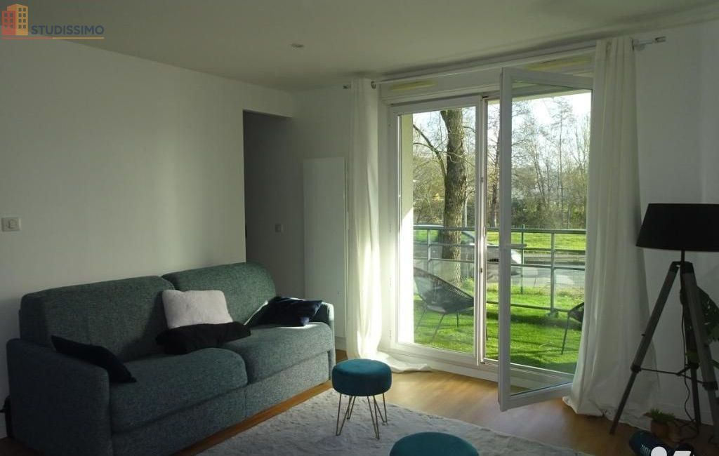 Studio 32m² La Roche-sur-Yon - DPE D - Photo 4