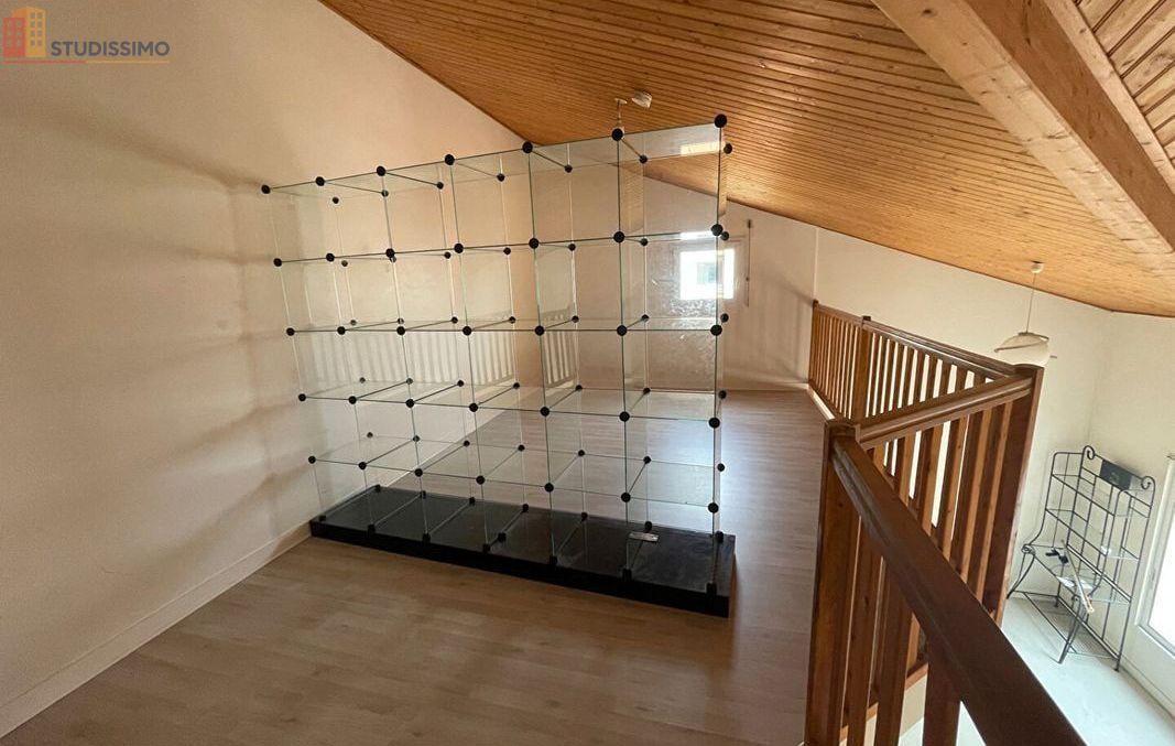 Studio 51m² Challans - spatieux, lumineux - Photo 8