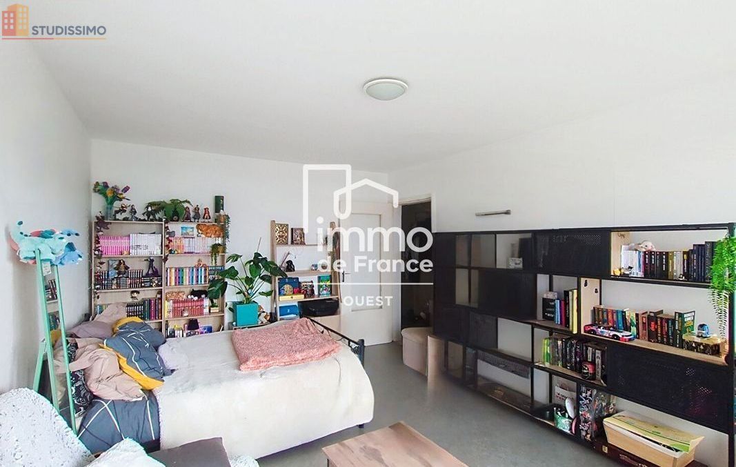 Studio 33m² La Roche-sur-Yon - Dernier étage, lumineux - Photo 2