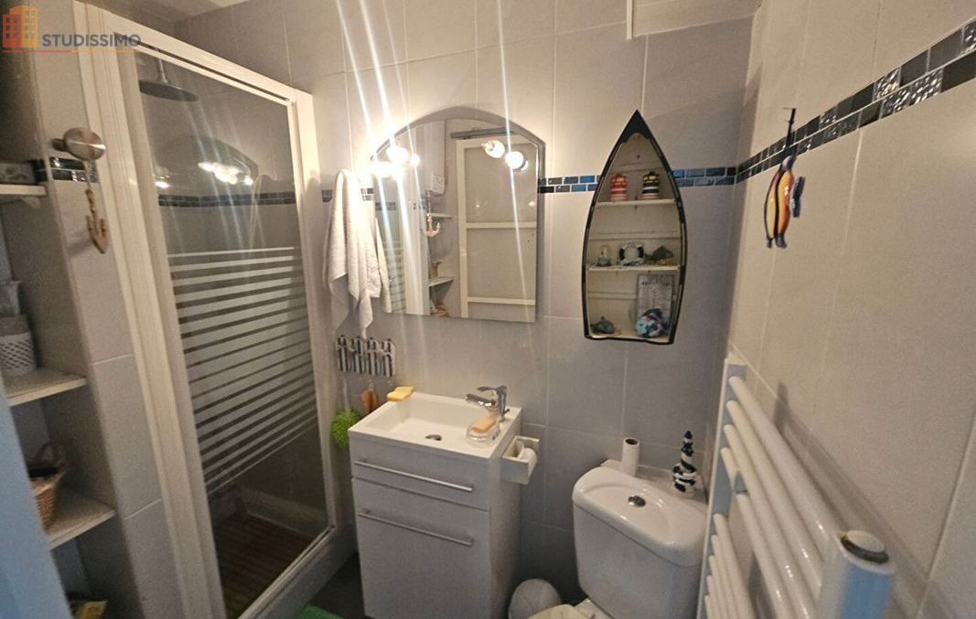 Studio 22m² Saint-Gilles-Croix-de-Vie - Étage 1/2, DPE C - Photo 1